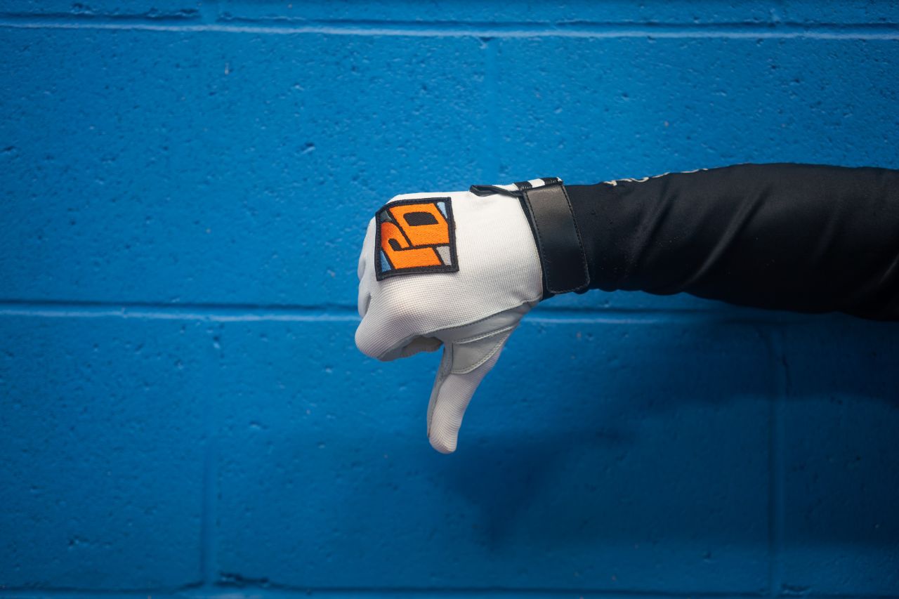Arch Hand Signal